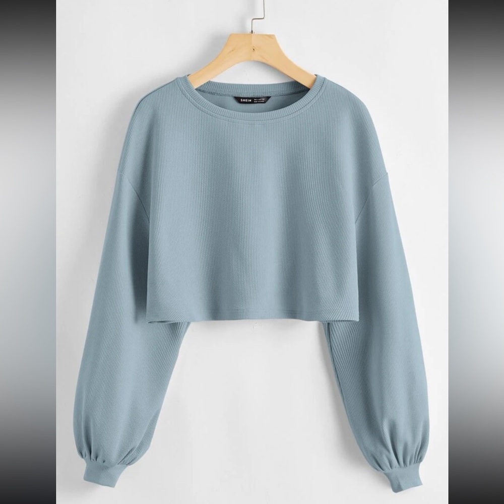 SHEIN Women’s XS Dusty Blue Cropped Long Sleeve Shirt